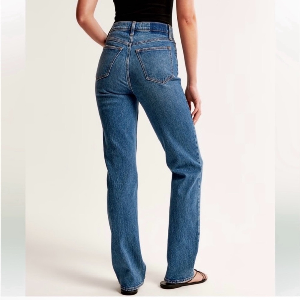 Abercrombie & Fitch 90’s Straight Ultra High Rise Jean Size 2 Regular 26 - Picture 4 of 16